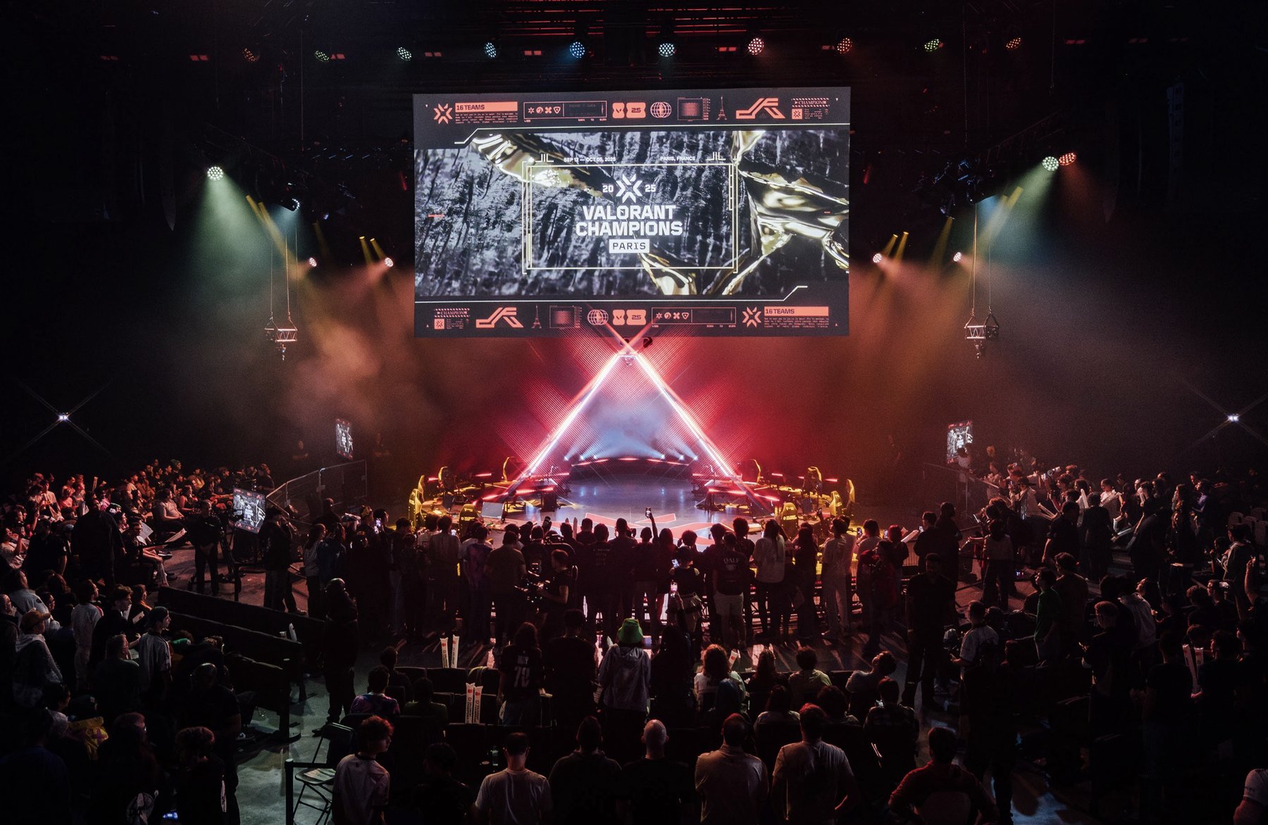 AI E-Sports Multiverse — Valorant Champions arena